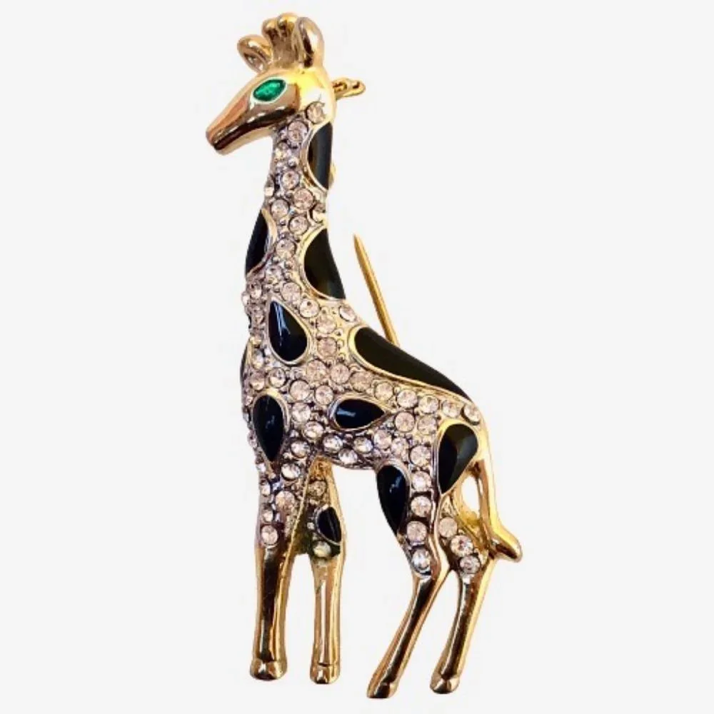 N/A giraffe brooch